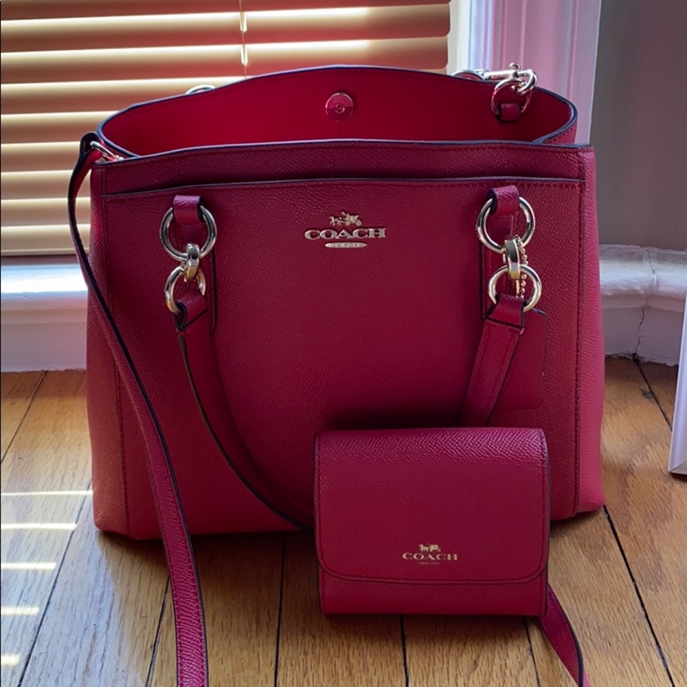 Red Coach Purse and Wallet Set *BRAND NEW*